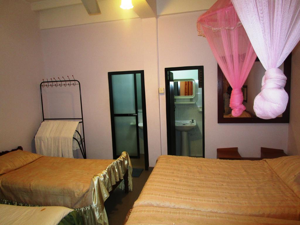 Hotel Shalini 阿努拉德普勒 客房 照片