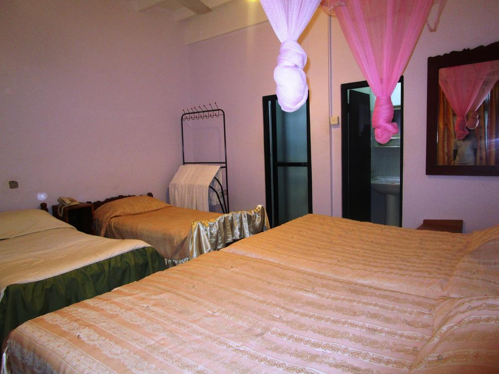 Hotel Shalini 阿努拉德普勒 客房 照片