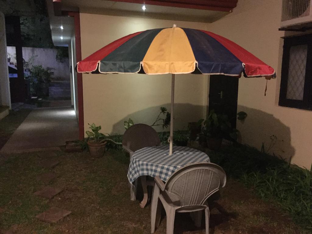 Hotel Shalini 阿努拉德普勒 外观 照片